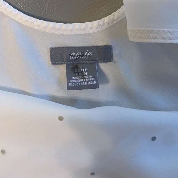 Aerie top - Picture 7 of 9